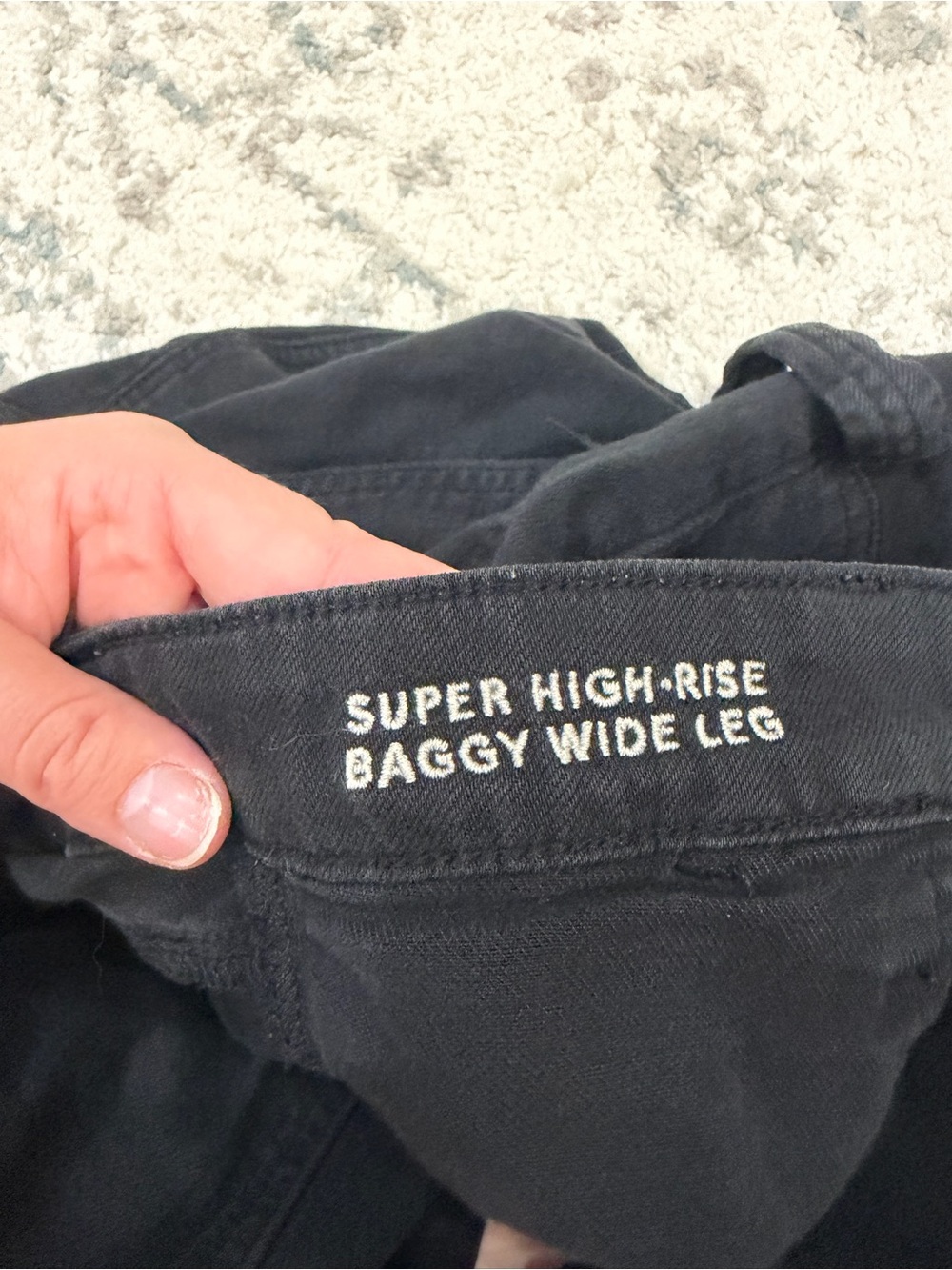 American Eagle Super High-Rise Baggy Wide Leg Jeans Black Size 4 - Picture 6 of 6